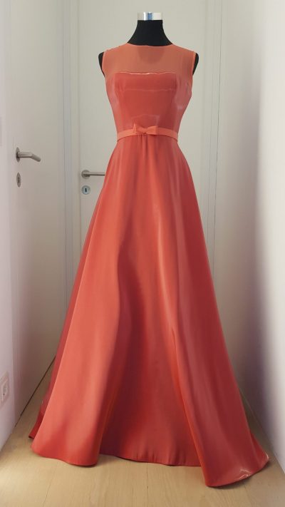 Ballkleid, rot, Maurizio Giambra