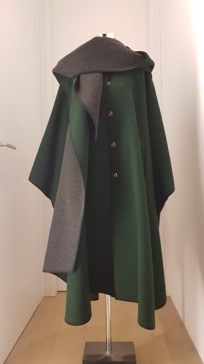 Mantel, Cape, grün, grau