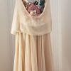 Zartes Chiffonkleid mit Spitze, wadenlang