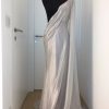 Edles asymmetrisches Model-Seiden-Ballkleid in nude, bodenlang mit Schleppe, mit einem bodenlangen geschlitzten Ärmel, Seide, mit Korsage (auch in schwarz erhältlich)