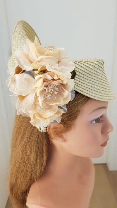 Headpiece, Stroh