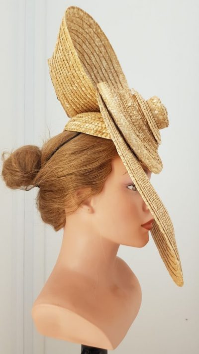 Headpiece, Stroh