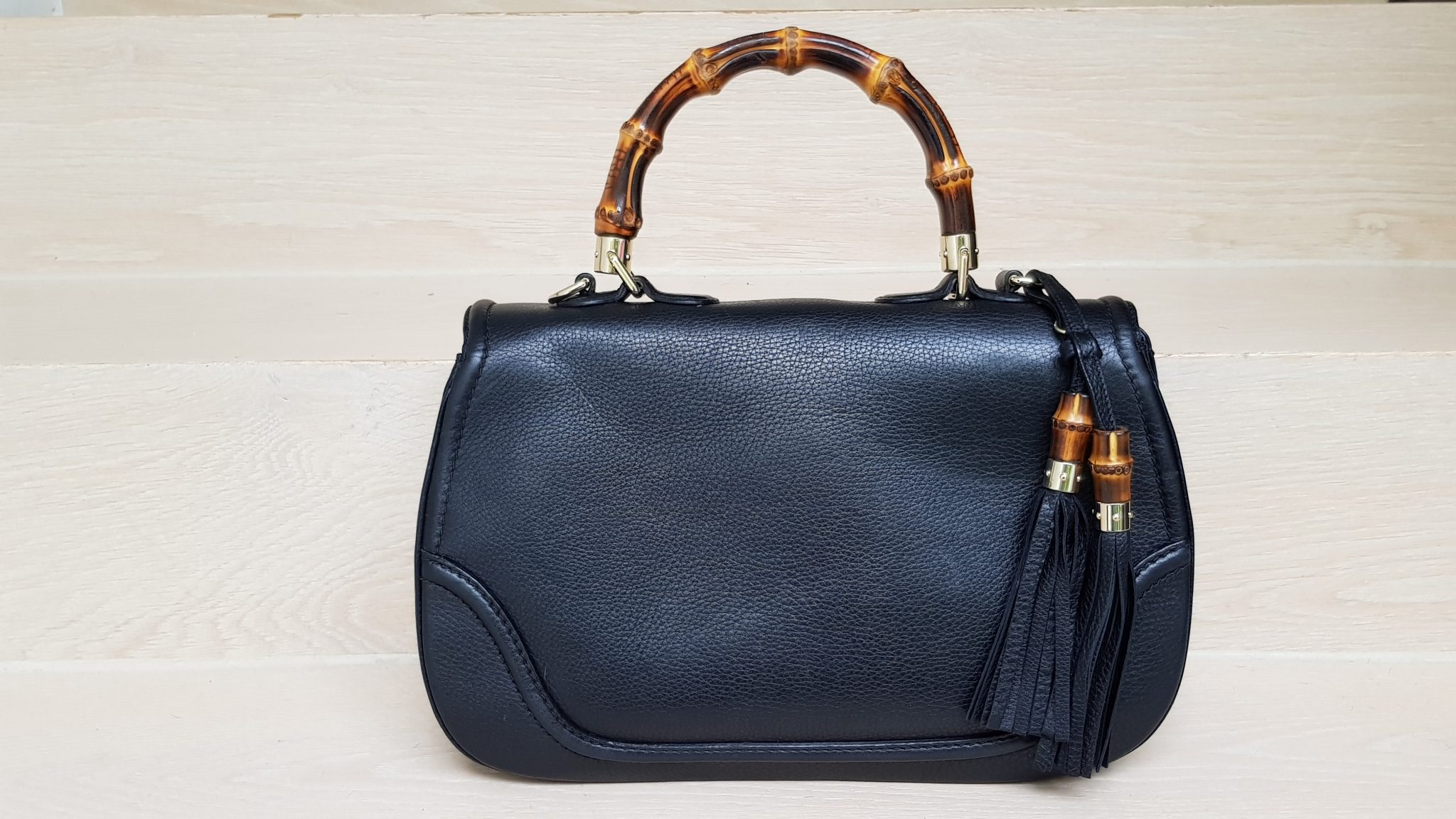 10003_tasche-schwarz_gucci