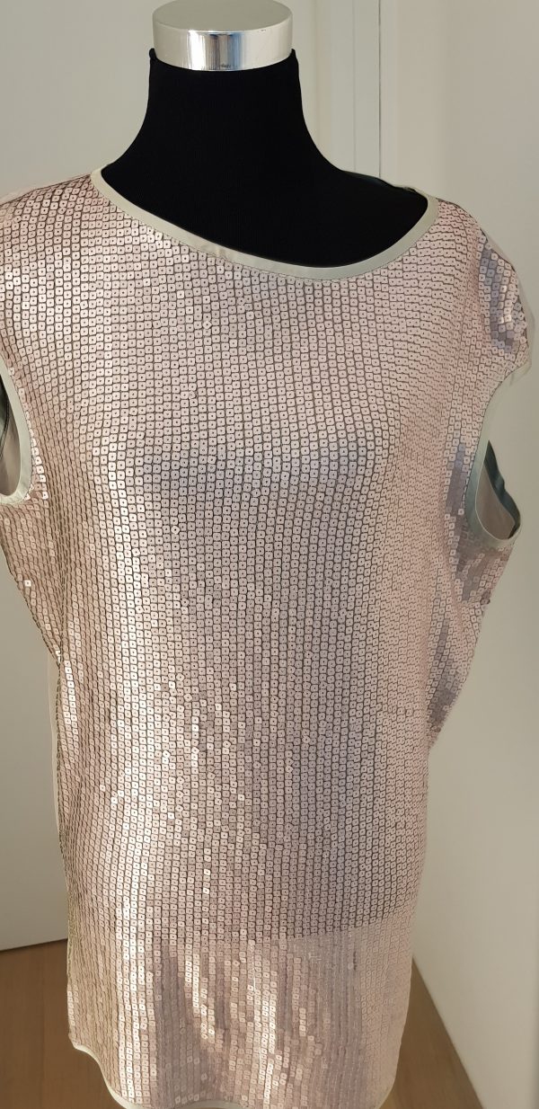 Asymetrisches Paillettenkleid in rose mit Fledermausärmeln