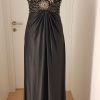 Aufwendiges schwarzes Modelkleid von Adlmüller mit großen Strass-Steinen,