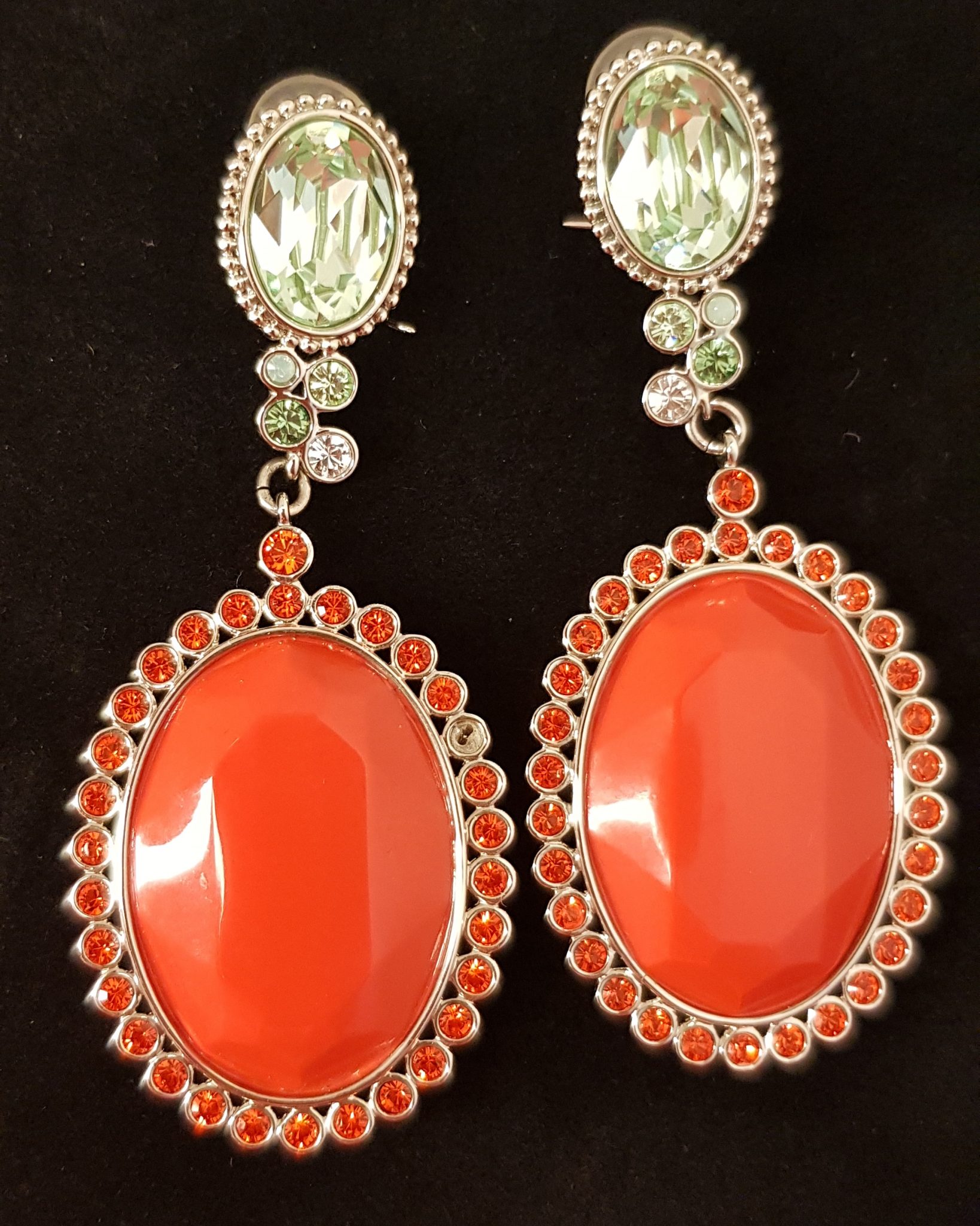 13026_Ohrringe_rot_swarovsky