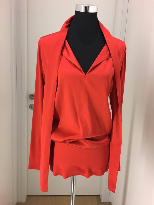 Sehr kurzes rotes Seiden-Hemdblusenkleid mit Schluppe,